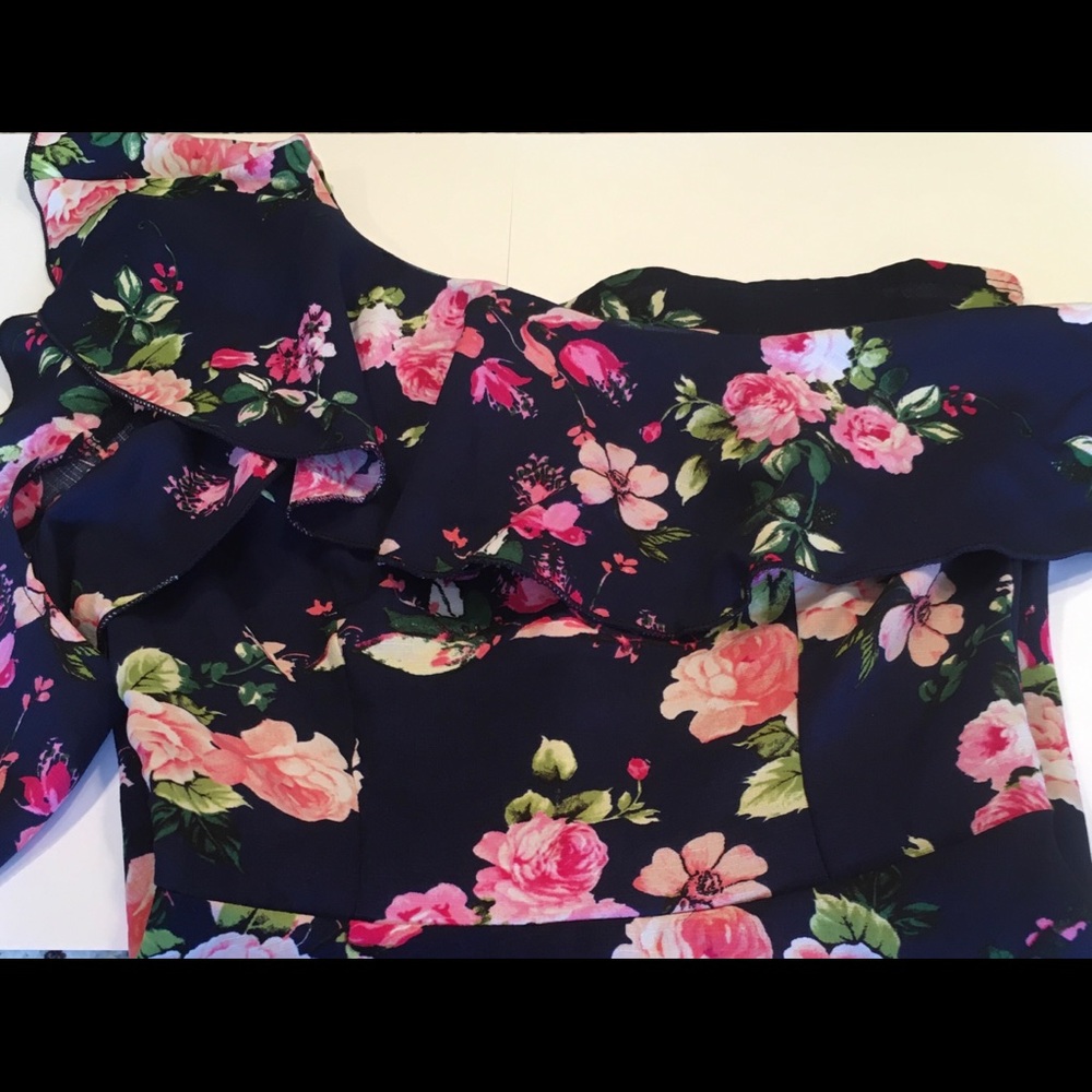 Navy Floral Cold Shoulder Dress - Picture 4 of 6